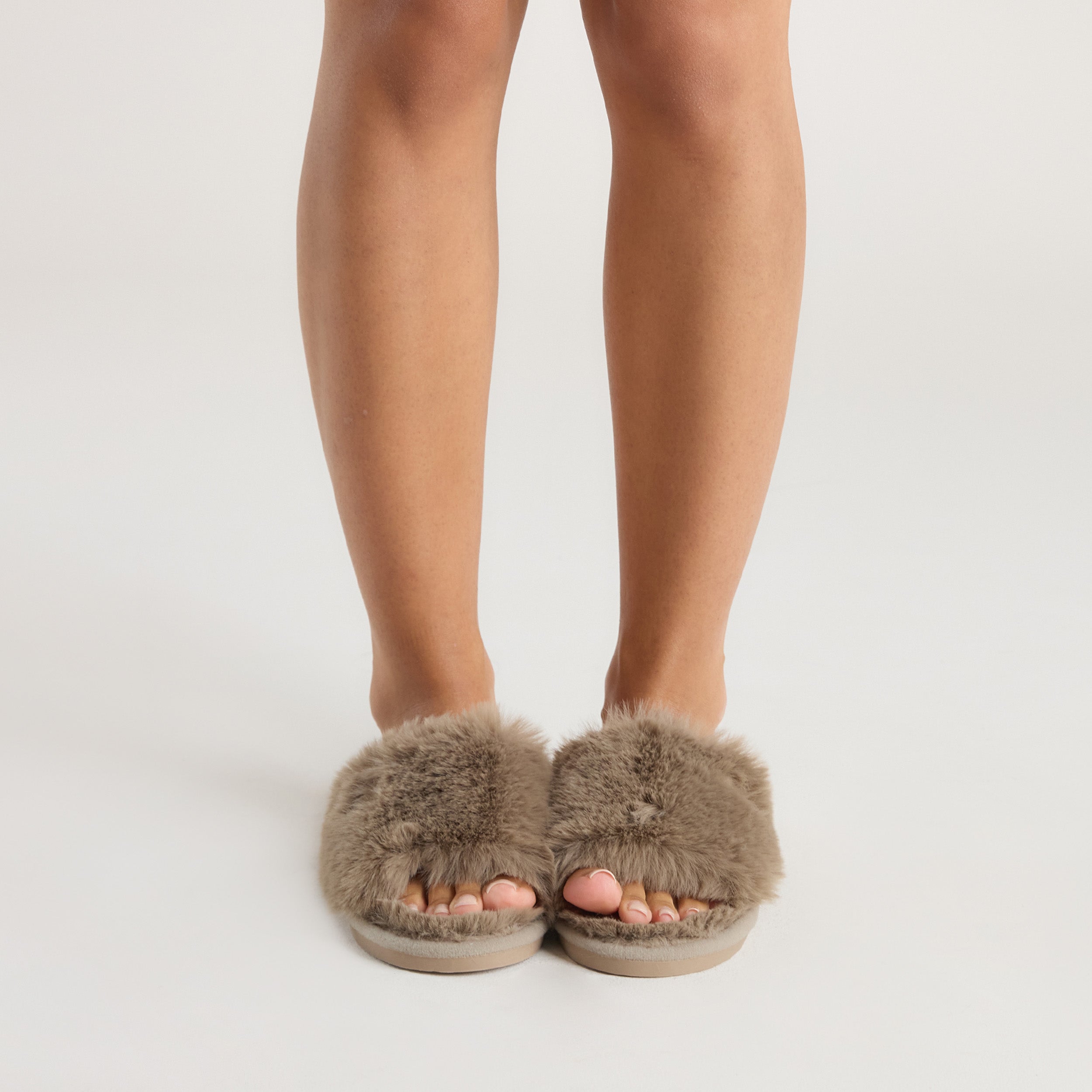 Scarlett Slippers | Scarlett Slippers - Taupe