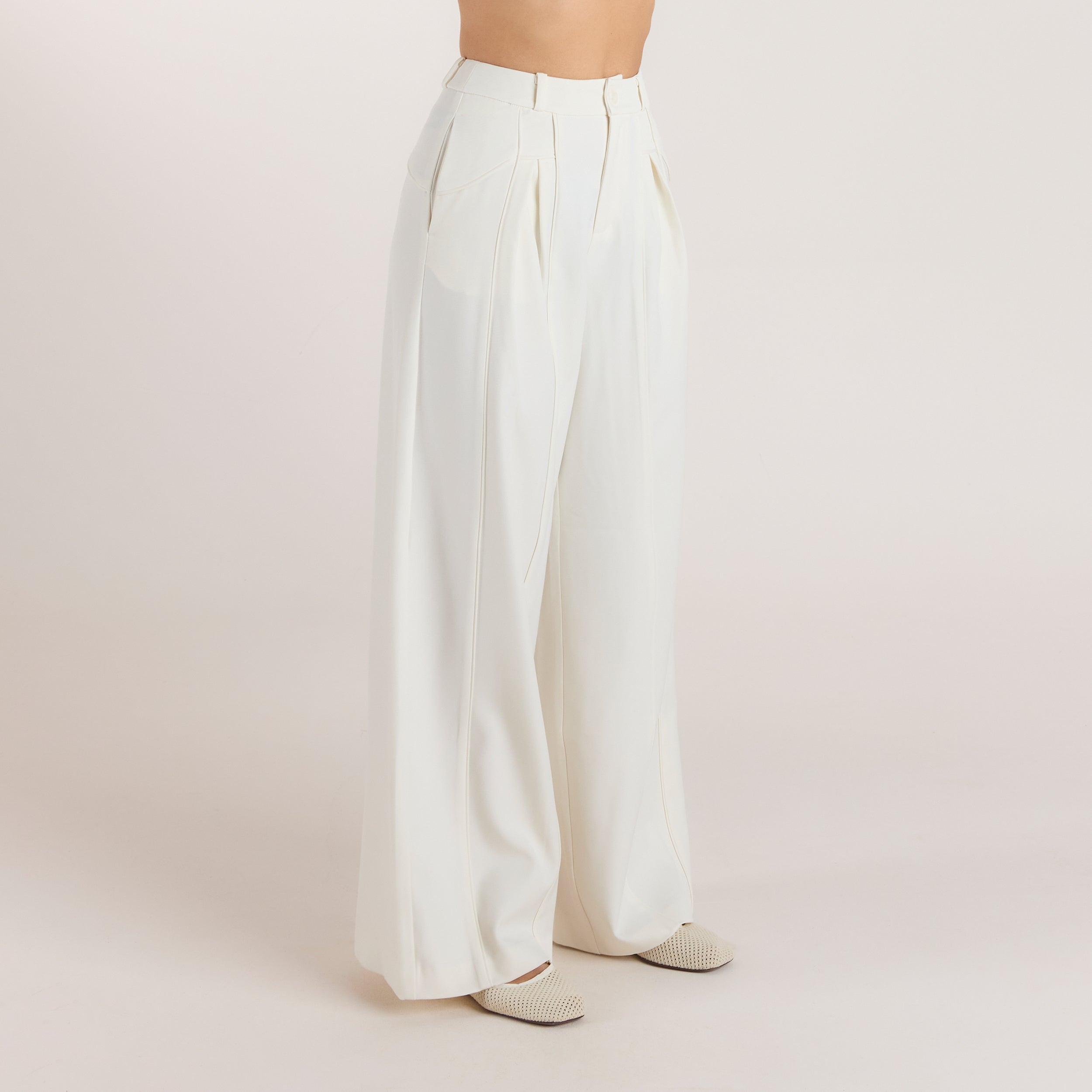 Wide-Leg Pleat Detail Trousers | Wide-Leg Pleat Detail Trousers - Off White